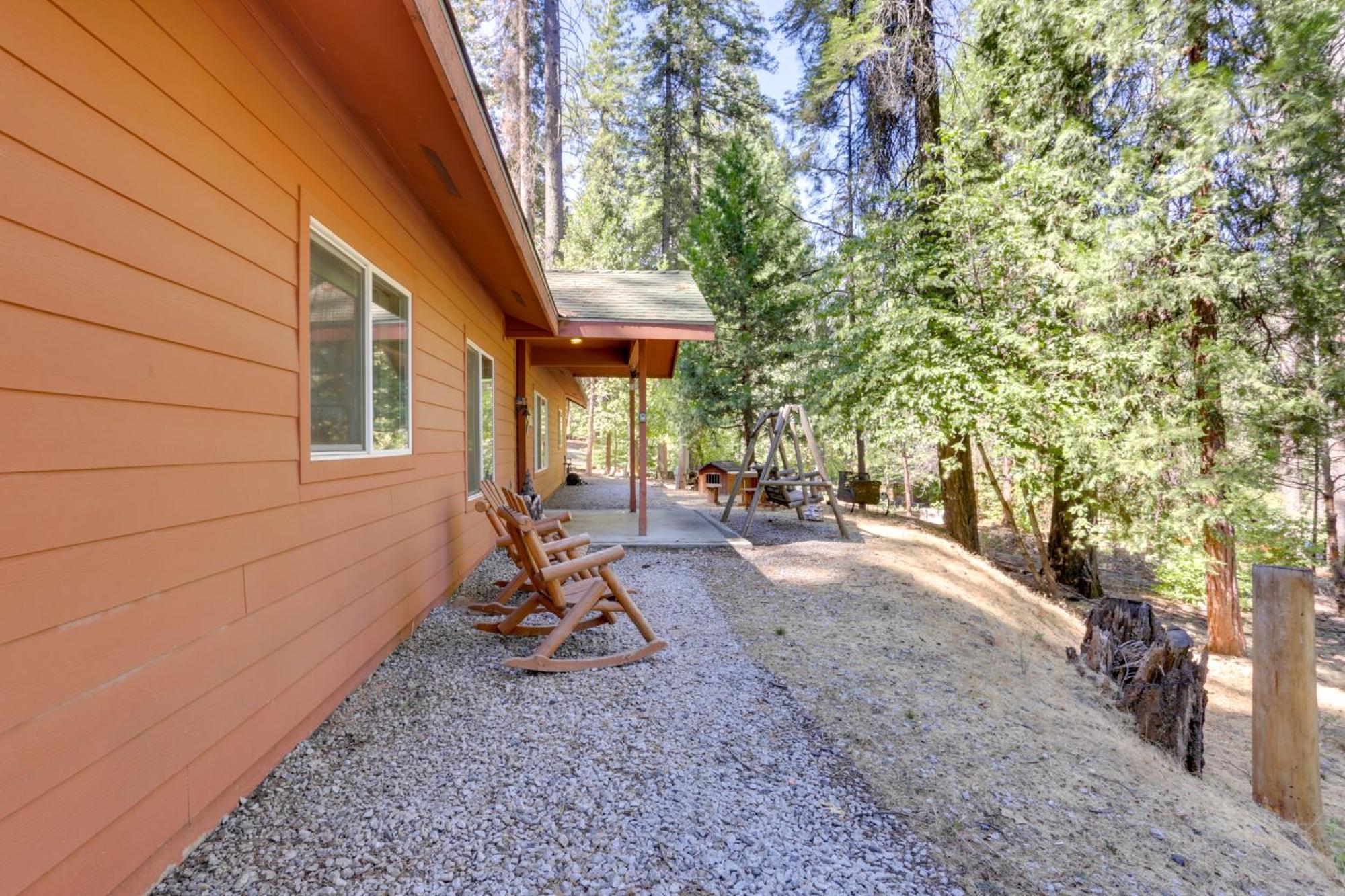 Вилла Peaceful And Private Mariposa Cabin On 2 Acres! Мидпайнс Экстерьер фото
